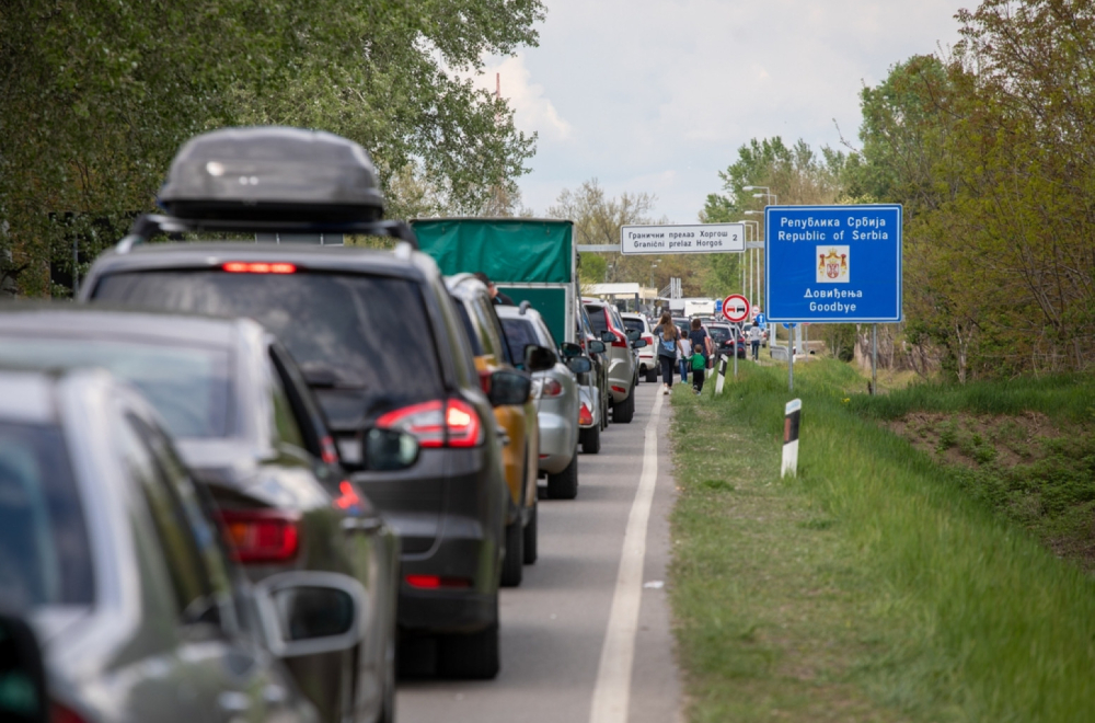 Kolaps na granicama: Čeka se i po nekoliko sati – a špic sezone tek počinje