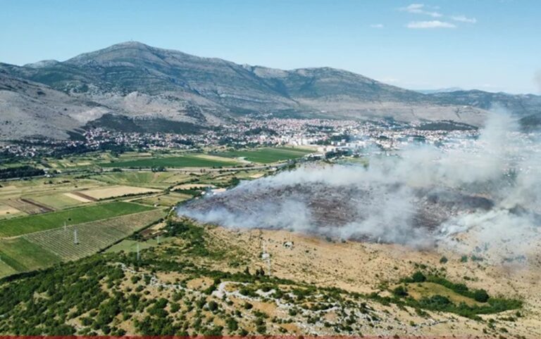 Požari u okolini Trebinja pod kontrolom ali na Leotaru još uvijek gori