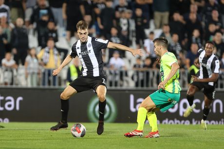 AEK posle penal drame eliminisao Partizan