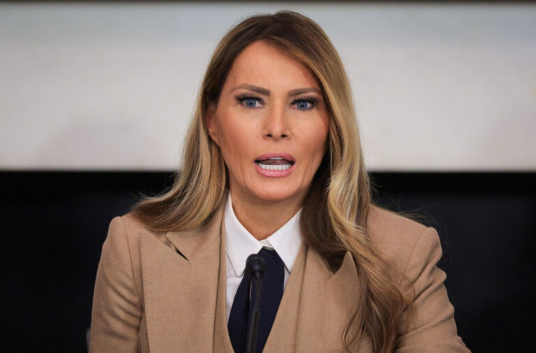 Melanija ljuta na Bajdena: „Laži će vas koštati milijardu dolara“