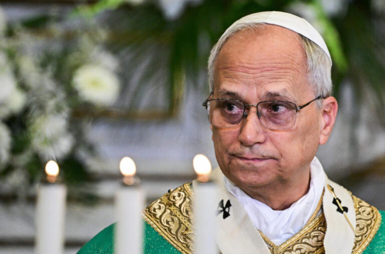 Papa poručio: Rat nije sredstvo za rješavanje konflikta
