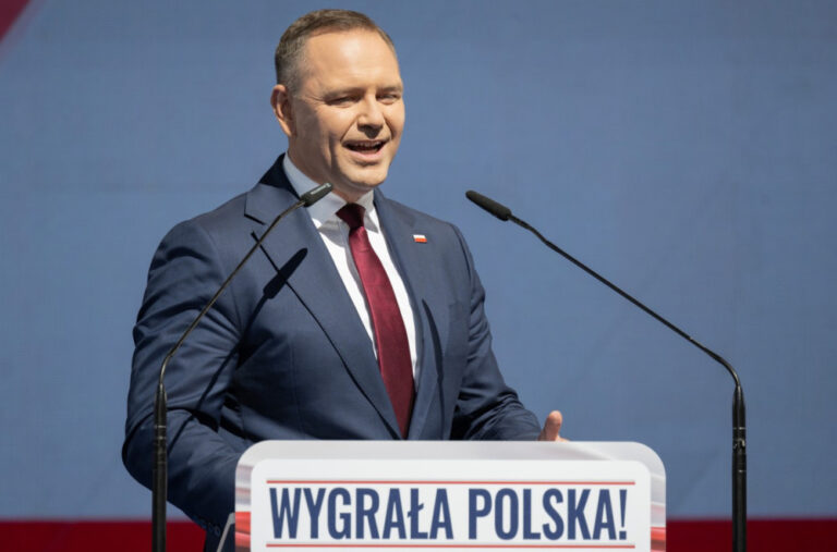 Od huliganizma i bizarnog alter ega do podvođenja: Ovo su brojni skandali novog predsjednika Poljske