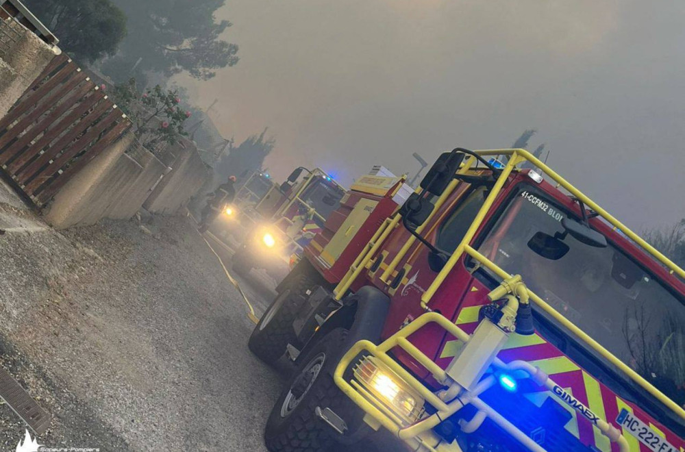 Vatra guta sve pred sobom: Sela izgorela, ljudi evakuisani, putevi zatvoreni FOTO/VIDEO