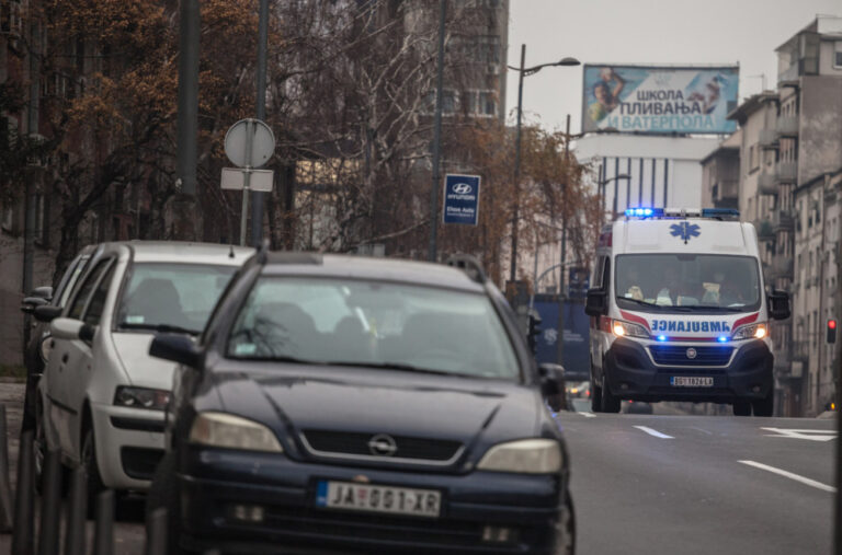 Jedna osoba lakše povrijeđena u udesu u Beogradu