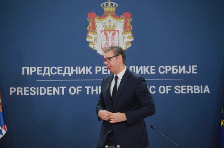 Vučić putuje u Kinu; Sastaje se sa Si Đinpingom i Vladimirom Putinom