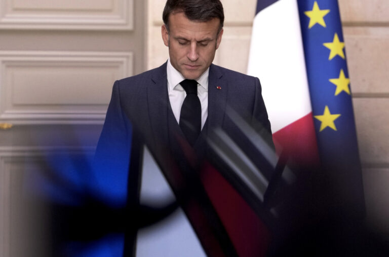 Pariz uzvratio Netanjahuu: „Bijedno i pogrešno“