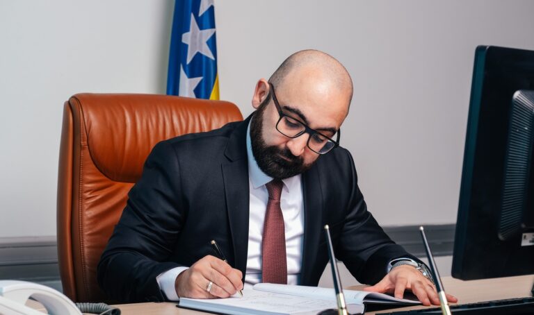 Hasanović potpisao naloge: Za slučaj „Viaduct“ isplaćuju 110.688.333 KM