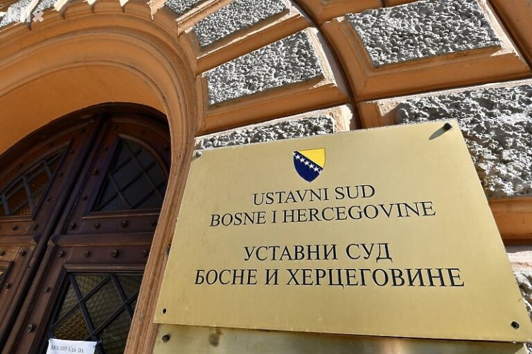 U Ustavni sud BiH stigao zahtjev Dodikove odbrane kojim traže privremenu mjeru