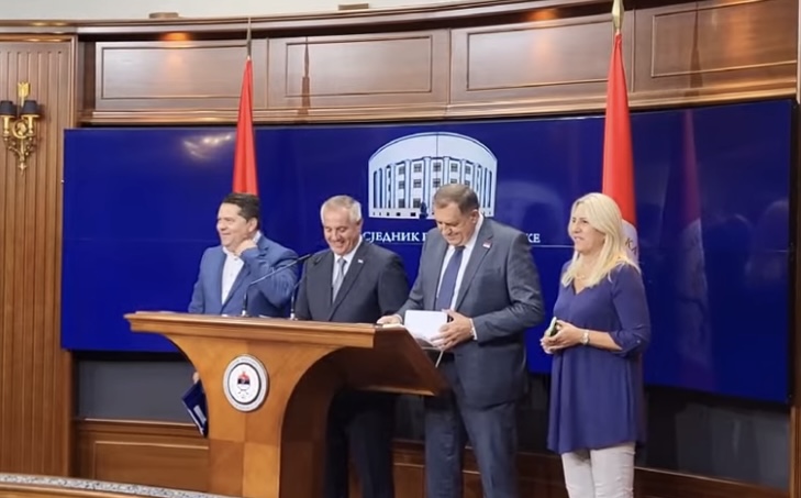 Pala Vlada Srpske: Višković podnio ostavku