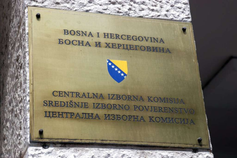 Kako je u CIK BiH proteklo glasanje za raspisivanje prijevremenih izbora za predsjednika Republike Srpske?