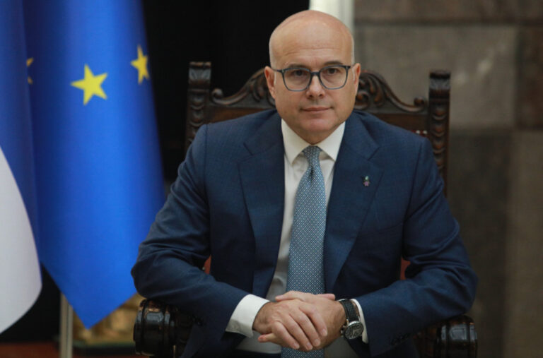 Vučević u Banjaluci: Na inicijativu Vučića Srbija obezbjedila milion evra za djecu sa smetnjama u razvoju FOTO