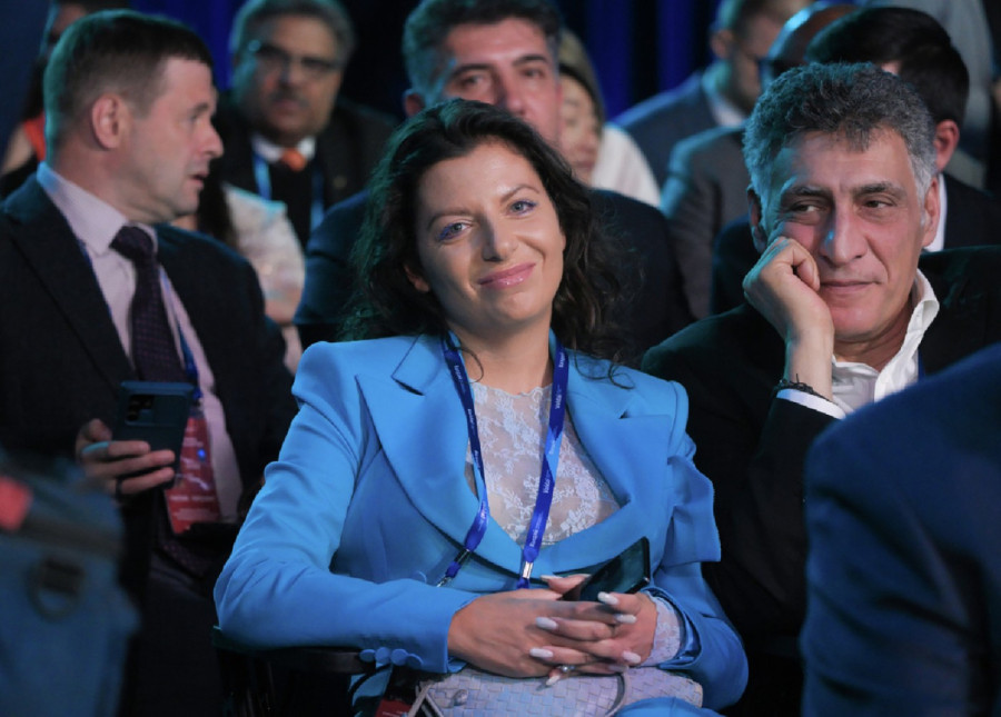 Putinova omiljena novinarka teško bolesna: Moram na operaciju; Muž joj u komi već devet meseci FOTO