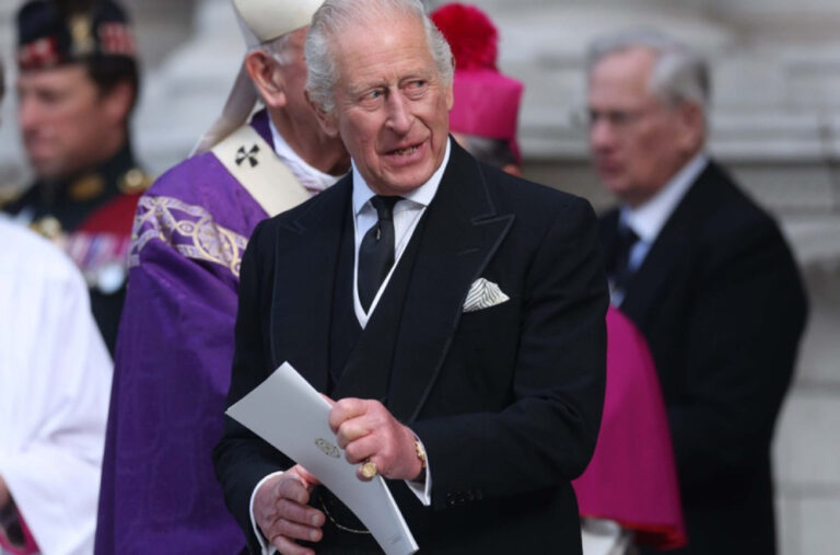 Šef Ajzenhauerove biblioteke podneo ostavku posle spora oko mača za kralja Čarlsa