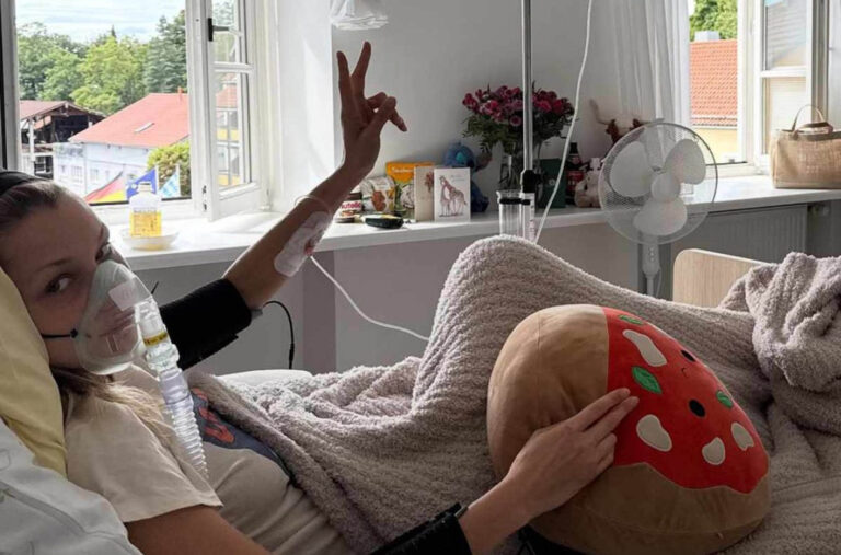 Šire se jezive teorije o misterioznoj bolesti Bele Hadid: „Nije joj ništa, majka ju je ubedila da je bolesna“