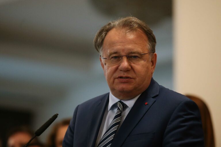 Nikšić: Od Vučića sam dobio obećanje da će biti ukinuta zabrana izvoza baruta