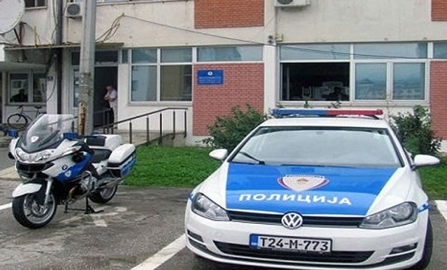 Detalji nesreće kod Istočnog Novog Sarajeva: Poginula djevojka (24), autom udarila u stub