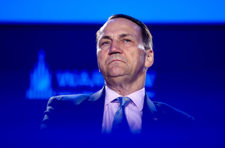 Ponizio Maska i Ruse, naljutio Ukrajince, a u Njujorku održao govor za pamćenje! Znate li ko je?