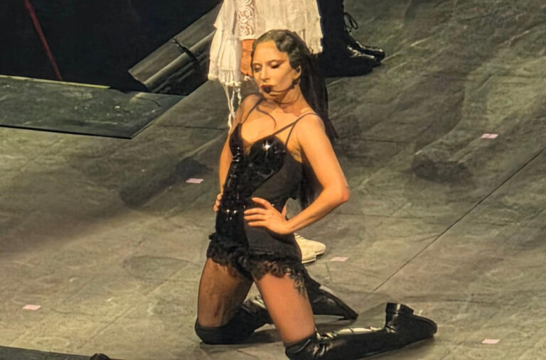 Lejdi Gaga završila na psihijatriji“: „Potpuno sam se srušila“ FOTO