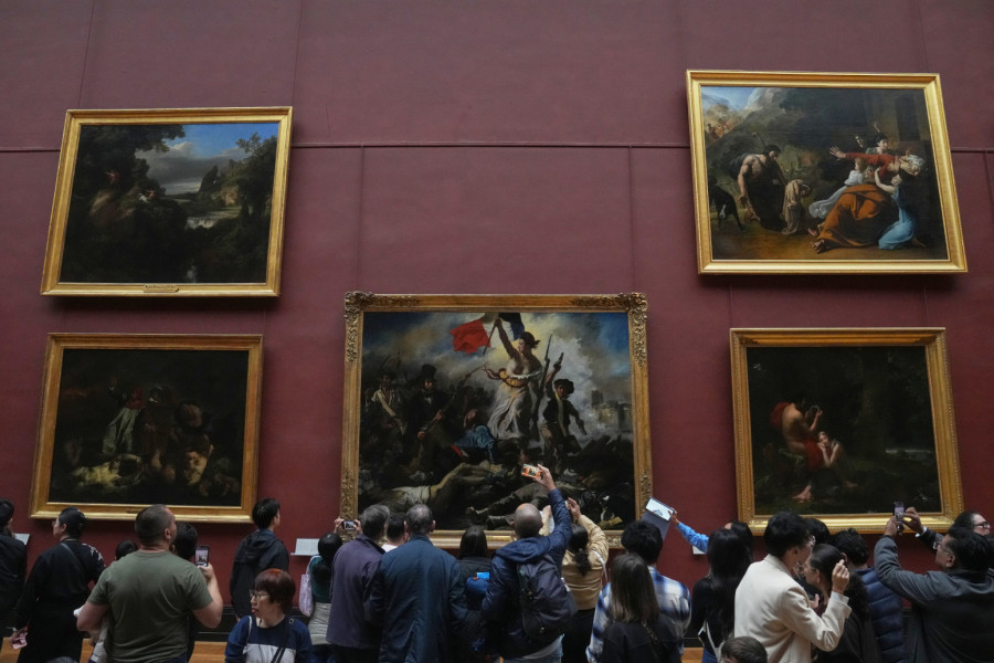 Makar nisu ukrali Mona Lizu; Posetioci u čudu kad su ponovo posetili Luvr FOTO