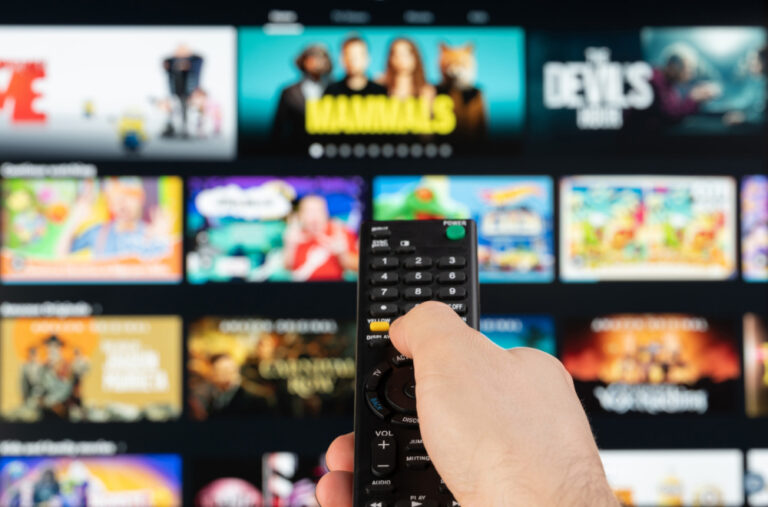 Najgledaniju Netflixovu seriju gledaoci nazivaju „najčudnijom“ koju su pogledali VIDEO