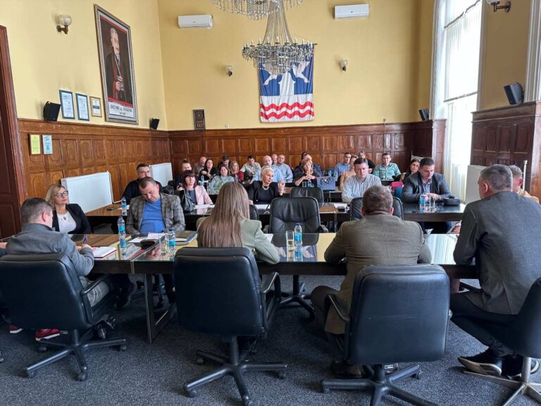 Skupština grada Bijeljina: Zahtjev za redovno i zakonito finansiranje javnih ustanova i drugih korisnika