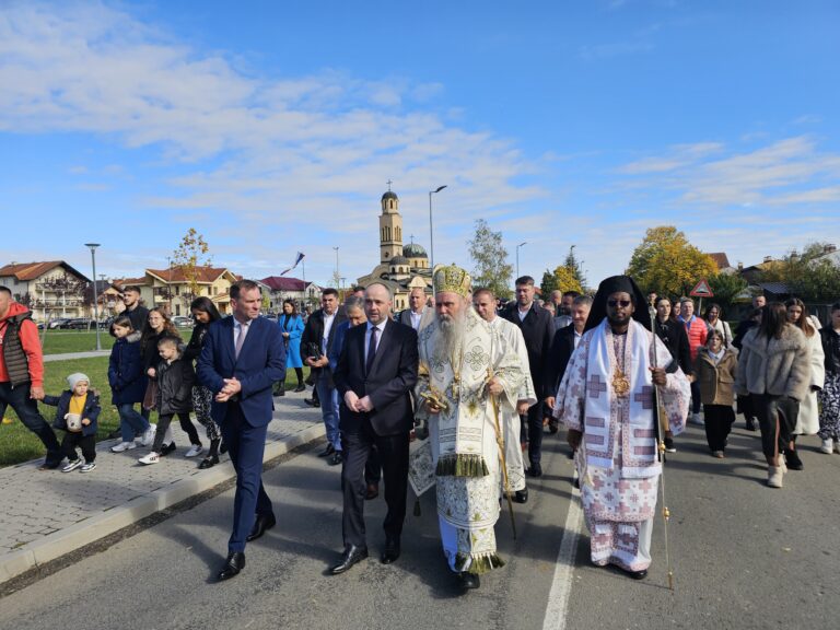 Mitropolit Fotije blagloslovio Ugljevik: Grad vjere, ljudi i budućnosti