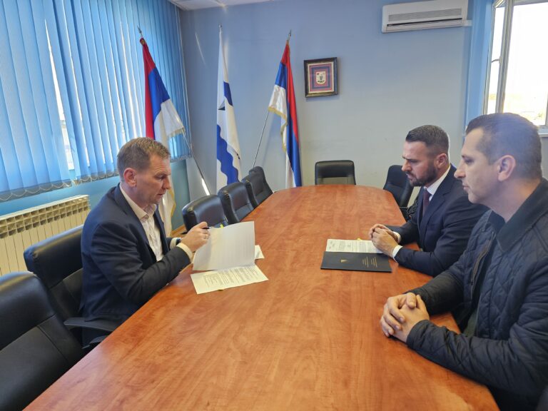 Potpisan ugovor o sufinansiranju asfaltiranja puta R 459: Bolja povezanost sa Ugljevikom