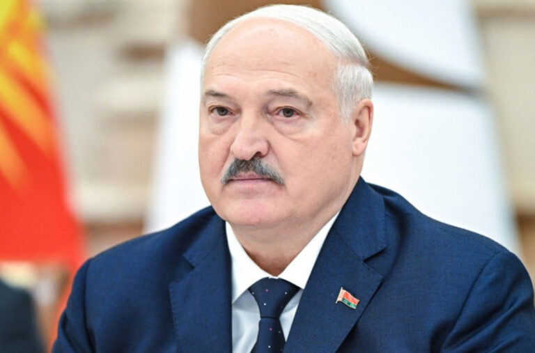 Povukao novi potez; Tramp pojačao pritisak na Lukašenka