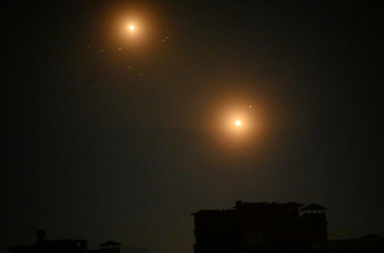 Ukrajina uništila ruski superavion VIDEO