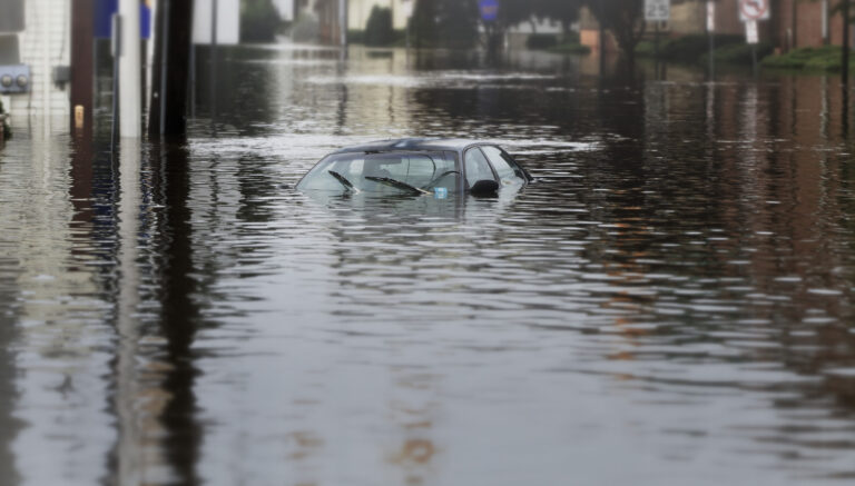 Nevrijeme napravilo haos u Sloveniji: Vojska na terenu; Bujica odnijela most FOTO/VIDEO