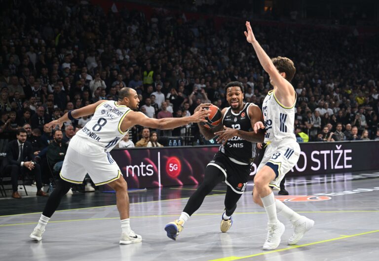 Kriza bez kraja: Fenerbahče prejak za očajni Partizan FOTO