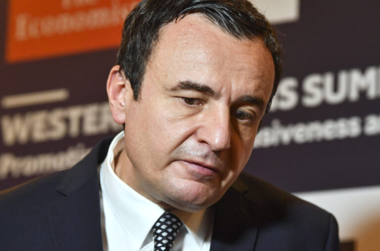 Debakl Kurtija: Samoopredjeljenje poraženo u Đakovici