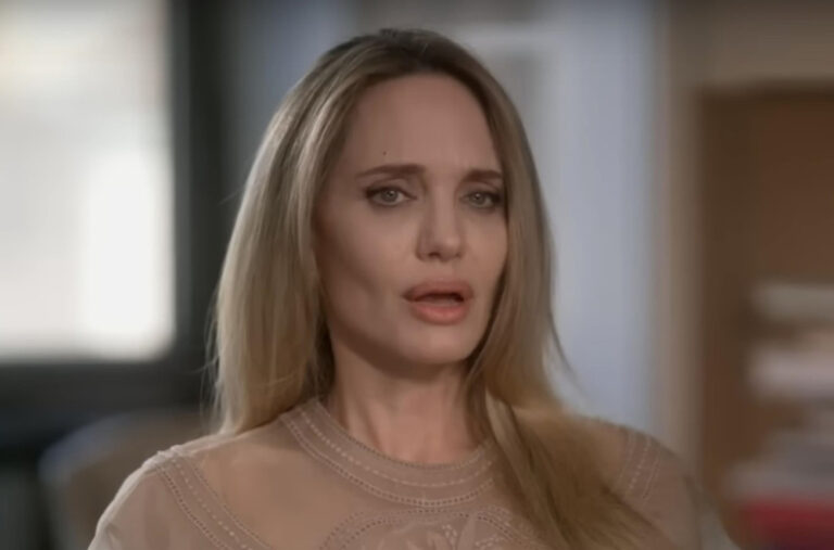 Anđelina Džoli opisala zastrašujuće trenutke iz posjeti Ukrajini: „Dronovi su letili iznad nas“ VIDEO
