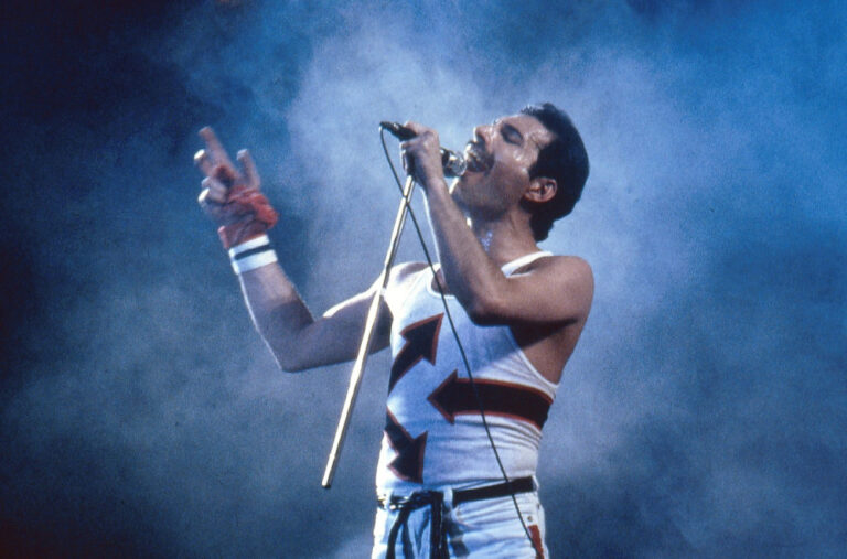 U opticaj pušteni novčići sa likom Fredija Merkjurija FOTO