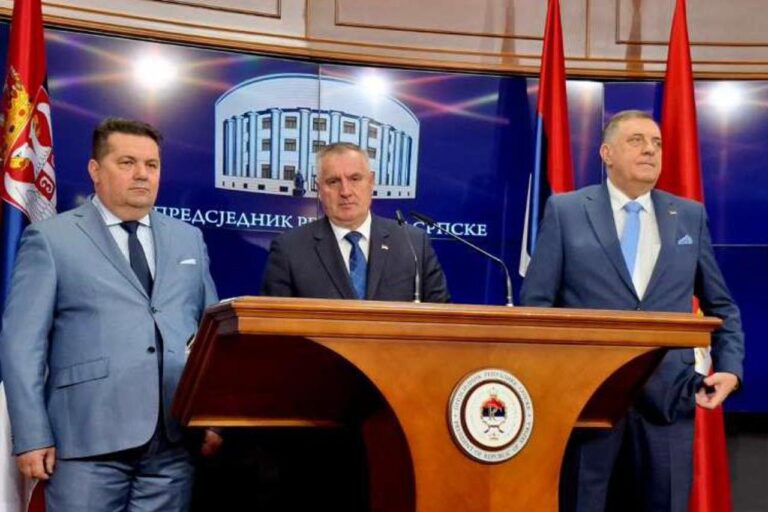 Tužilaštvo BiH: Obustavljena istraga protiv Dodika, Viškovića i Stevandića