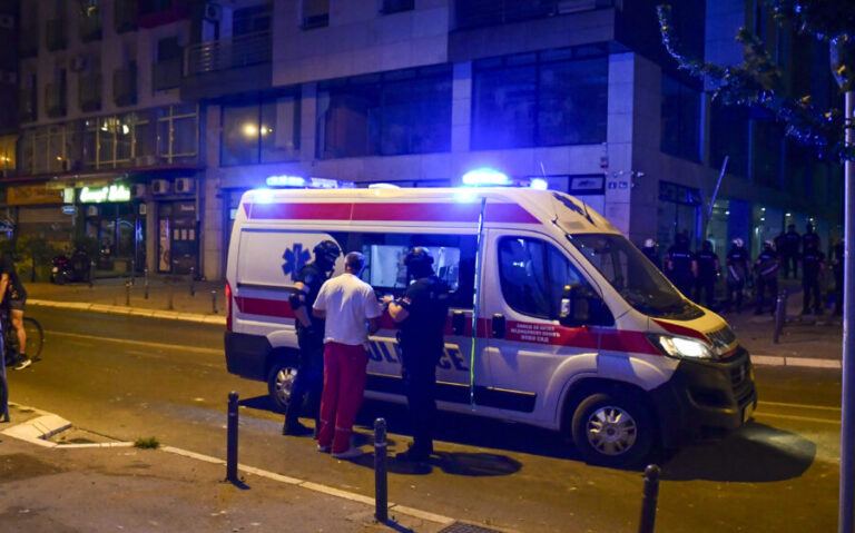 Teška saobraćajna nesreća kod Doboja: Dva lica smrtno stradala