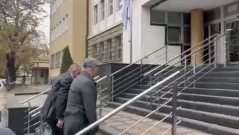 Završeno saslušanje Gorana Vesića: Bivši ministar izašao iz JTOK-a