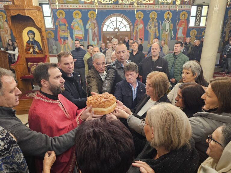 Aranđelovdan-krsna slava ugljevičkog Doma zdravlja: Pomažu od srca-domaćinski rade