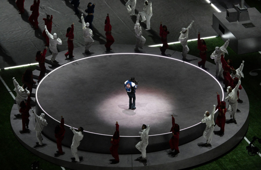 Ostalo je još nekoliko dana do ispunjenja Baba Vanginog proročanstva: Oči uprte u dva događaja