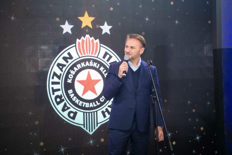 Peticija za smjenu Ostoje Mijailovića: Navijači Partizana digli glas, imaju dva zahtjeva