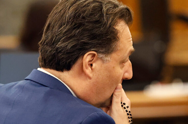 Jezivi detalji na suđenju Brajanu Volšu; Vještak otkrio šta je sve pronađeno u kesama za smeće VIDEO