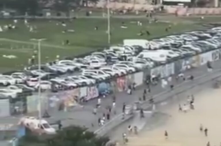 Nevjerovatno herojstvo u Sidneju; Prolaznik zaustavio napadača i spriječio još veće krvoproliće VIDEO