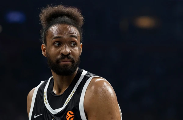 Sukob Parkera i navijača Partizana u Kaunasu