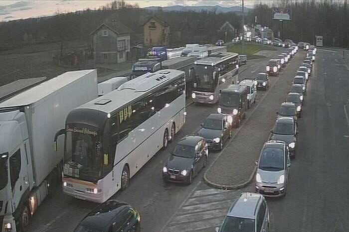 Haos na graničnim prelazima u Srpskoj: Zadržavanje do dva sata!