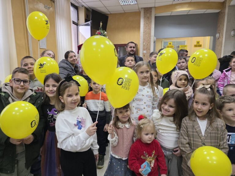 „Pošte Srpske“ RJ Bijeljina nagradile najljepša pisma Djeda Mrazu