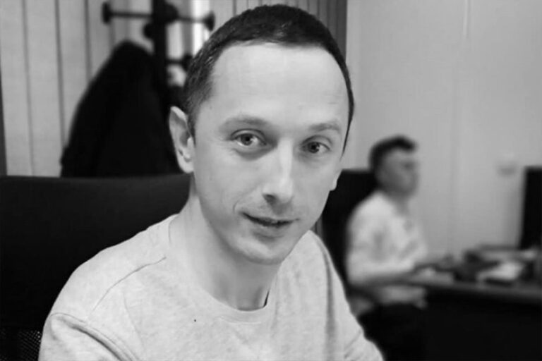 Preminuo novinar Darko Gavrilović