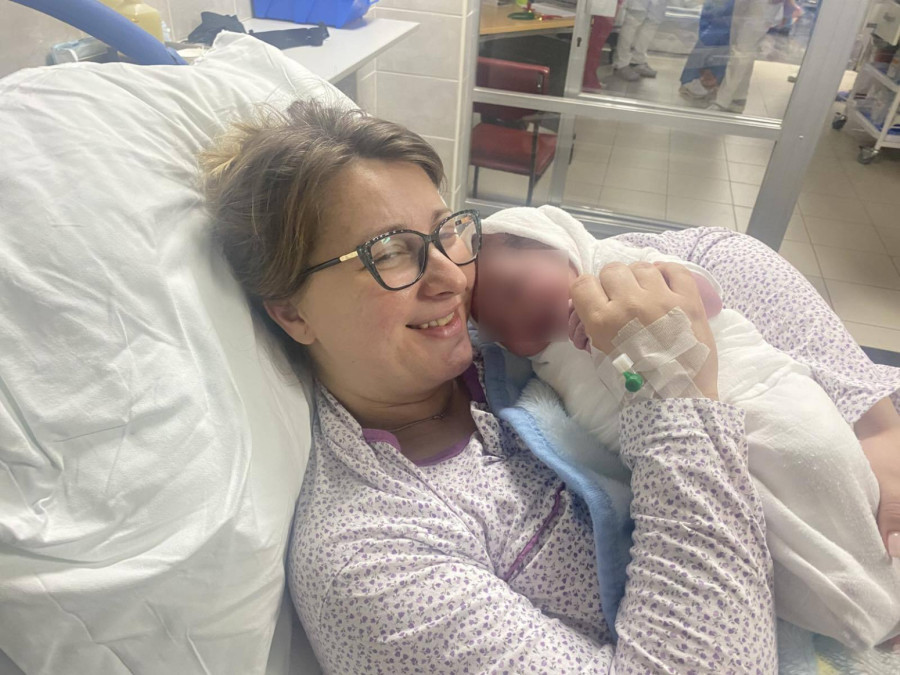 Rođena prva beba u 2026. godini: Sekund posle ponoći FOTO