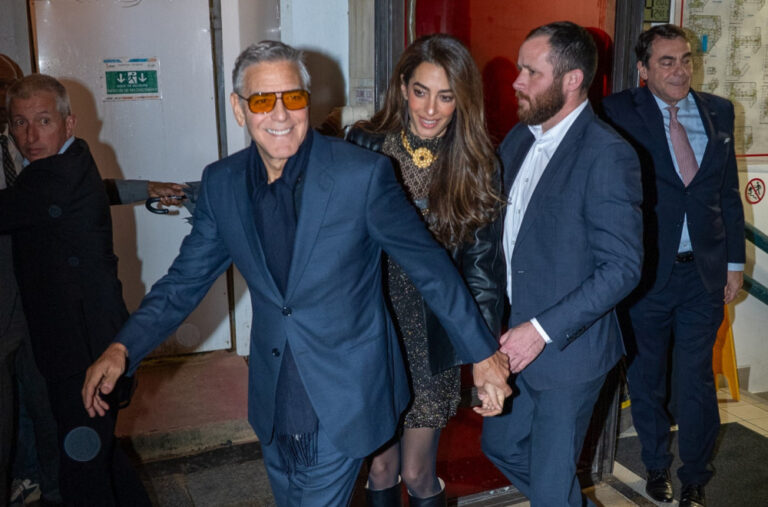 „Zaratili“ Tramp i Kluni:   „Ameriku ponovo učiniti velikom“