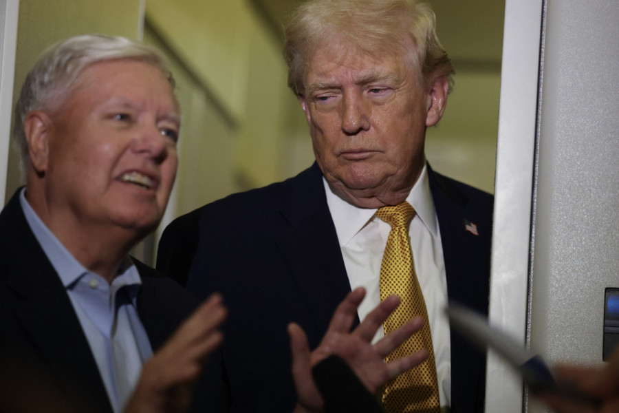 Oči celog sveta su uprte u Trampa: Sve opcije su na stolu; Poznat dan odluke?