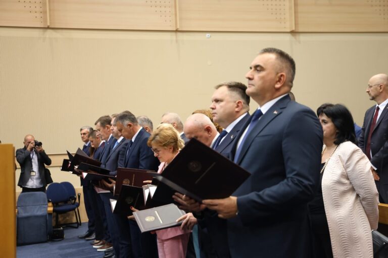 Pala Vlada Srpske ali Minić ponovo mandatar: Slijedi rekonstrukcija !